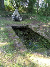 Fontaine de Trebellec, RIEC SUR BELON