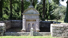 La fontaine des Reliques - Saint Gérand