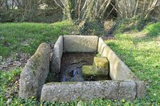 Fontaine du Ruellou, SAINT NICOLAS DU PELEM