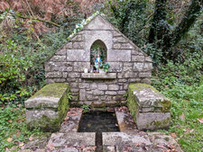Fontaines Notre-Dame du Bon Secours, QUEVEN