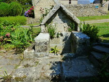 Fontaine du manoir de Kerhoas - PLOBANNALEC-LESCONIL