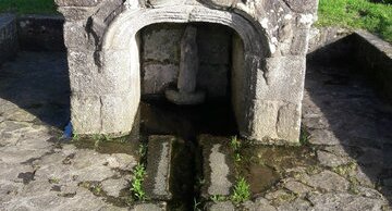 Fontaine de Troubirou, LANNILIS