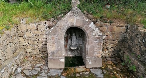 Fontaine Saint Claude - Plougastel