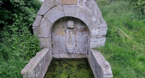 Fontaine Saint Sébastien - PLOMODIERN
