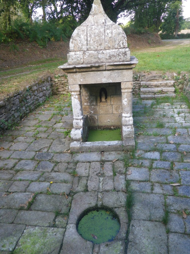 fontaine de kernours 4